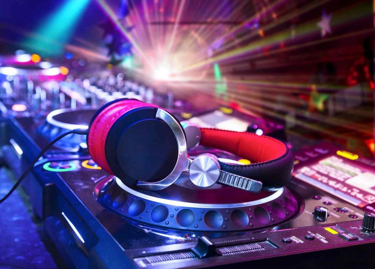 DJ Setup
