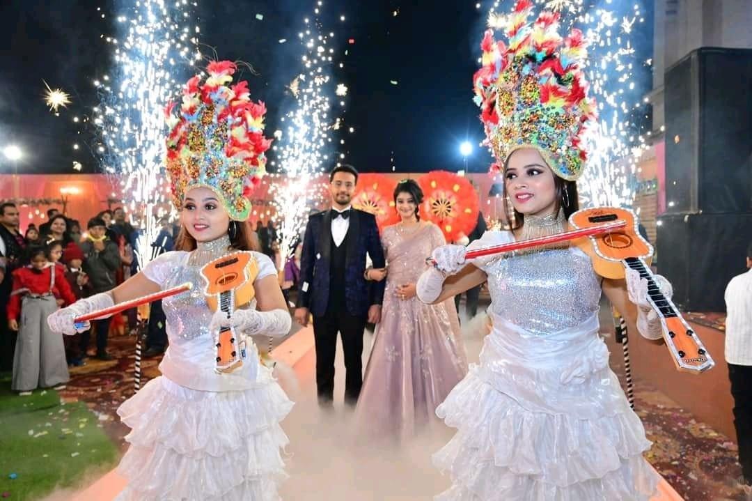 Gallery Image dry-ice-fog-matka-entry.jpg